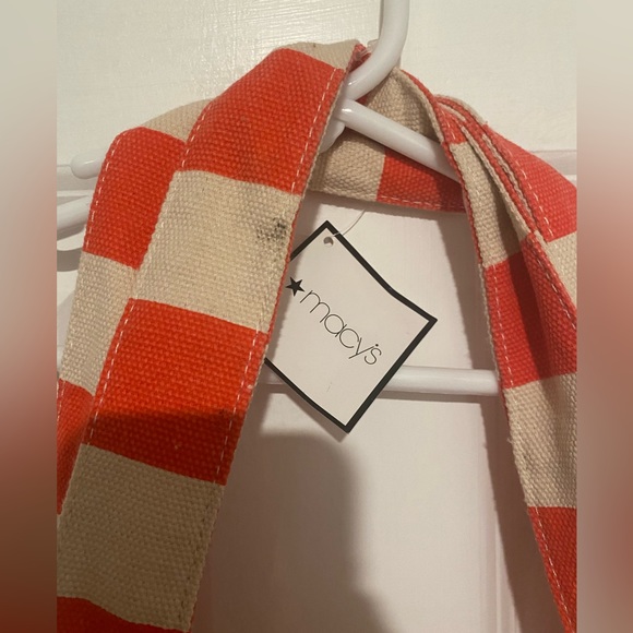 Macy shopping tote orange and tan NWT - Picture 4 of 7